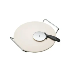 Pizzastein i keramikk med serveringsstativ og pizzahjul 33 cm